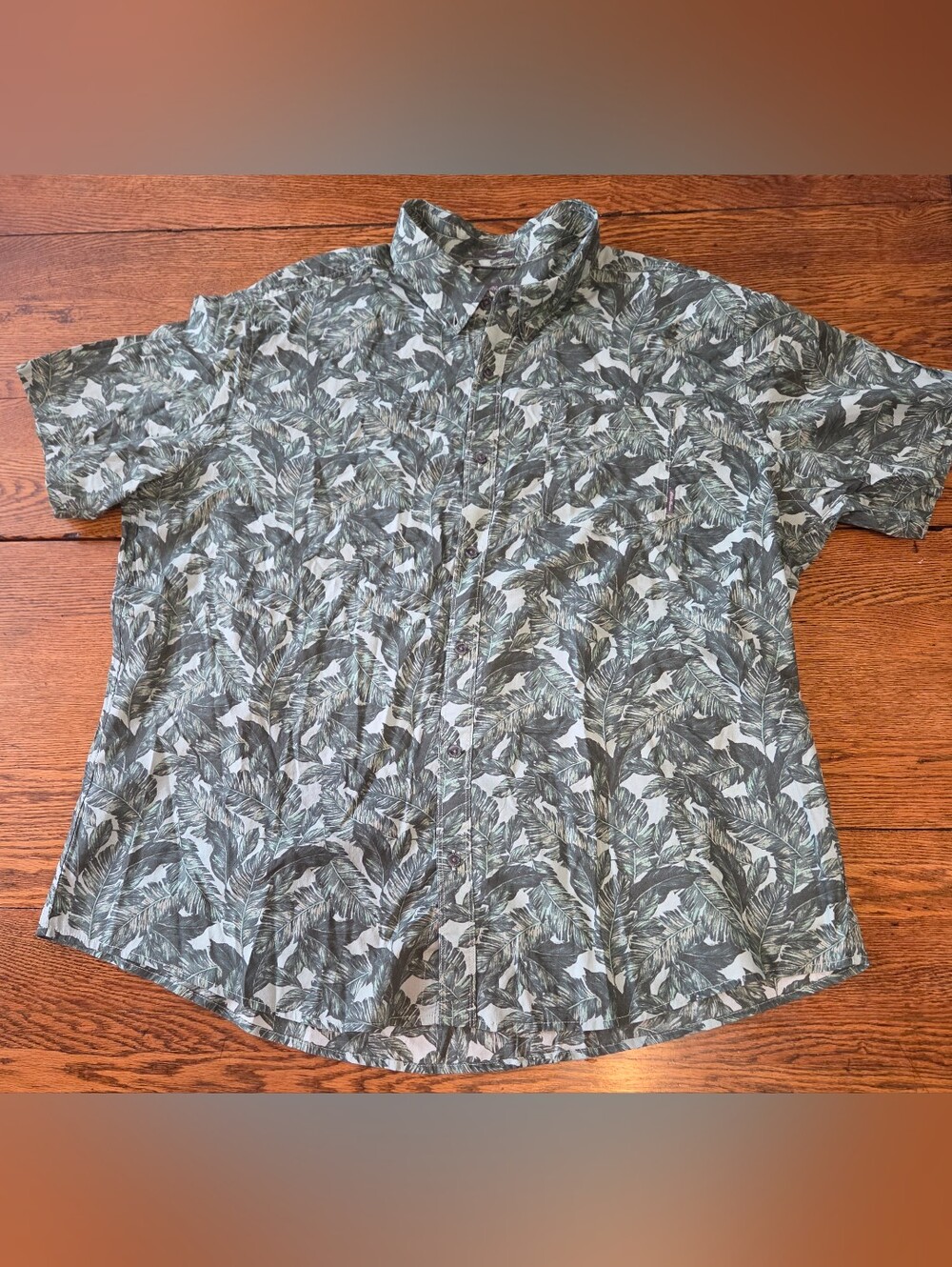Eddie Bauer Men's 3XL Classic Fit Short Sleeve Palm Print Button Down Shirt